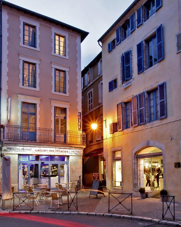 Hotel Le Coin Des Halles Cahors Bagian luar foto