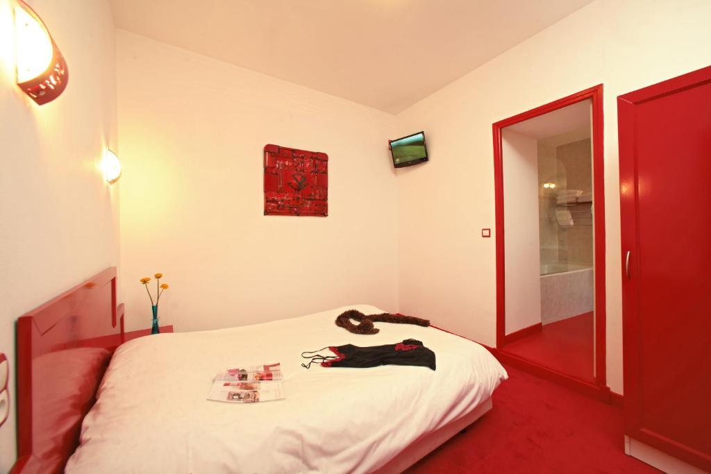 Hotel Le Coin Des Halles Cahors Ruang foto